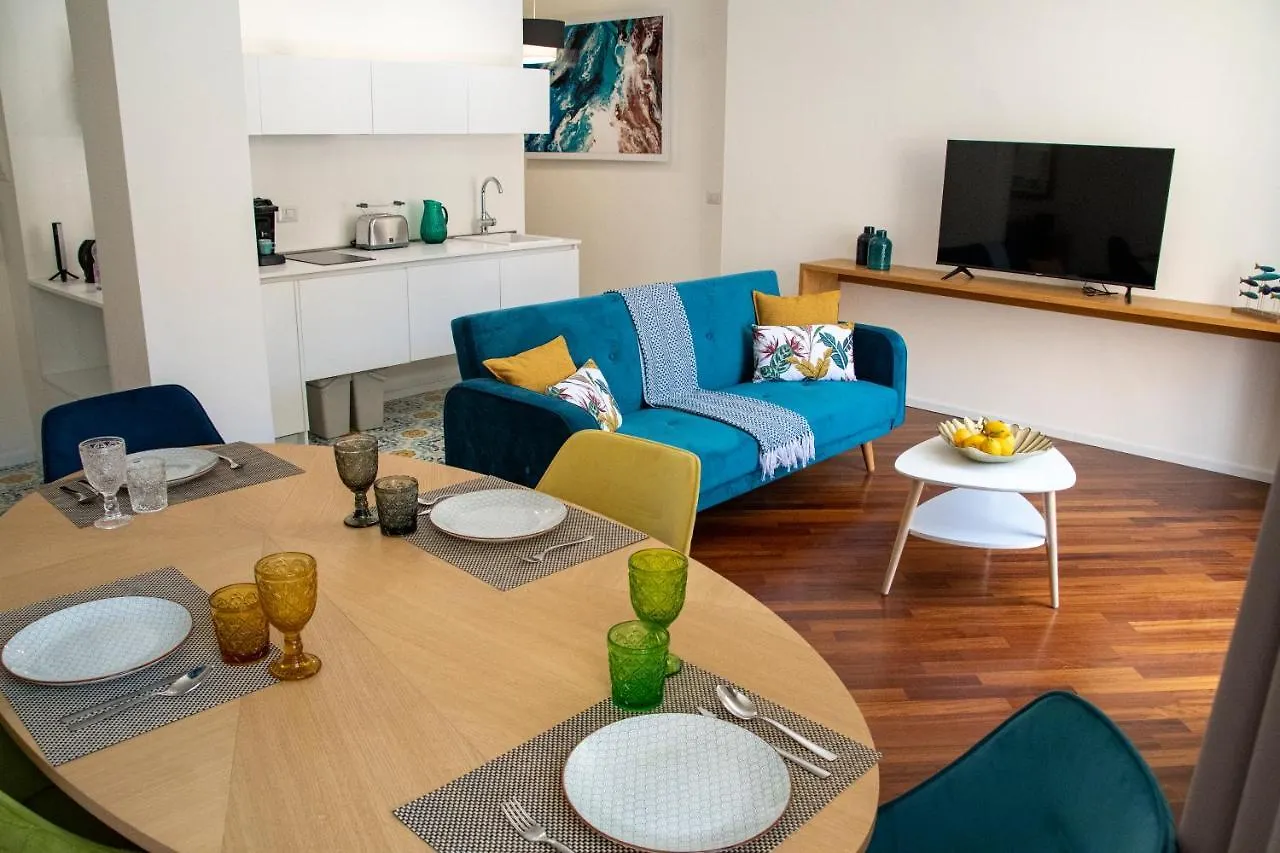 Castalia Apartments & Rooms Duomo Taormine 0*,