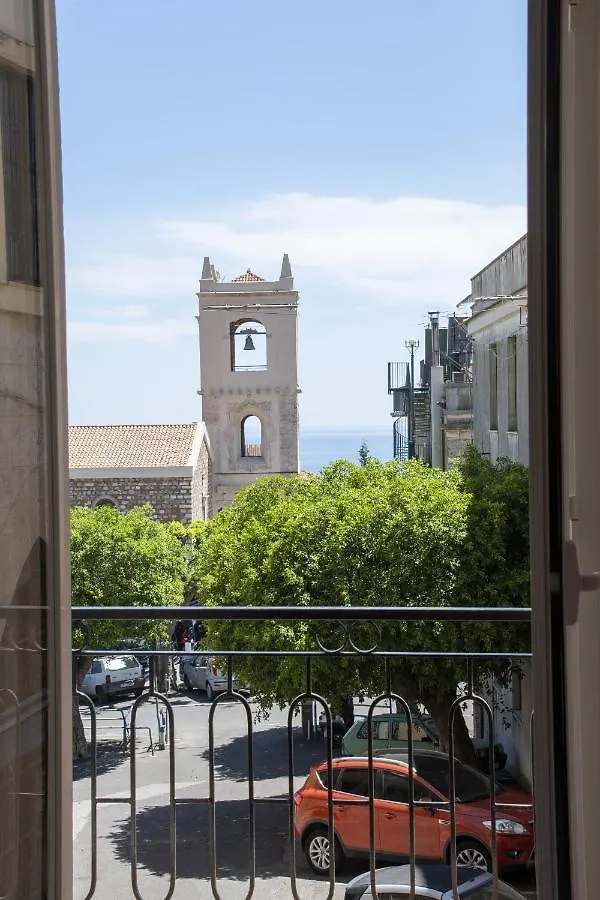 Castalia Apartments & Rooms Duomo Taormine Italie