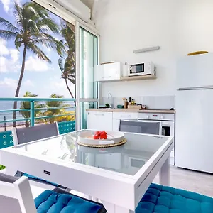 le-touloublue-tres-bel-appartement-face-a-la-mer.comcaribbean.com/