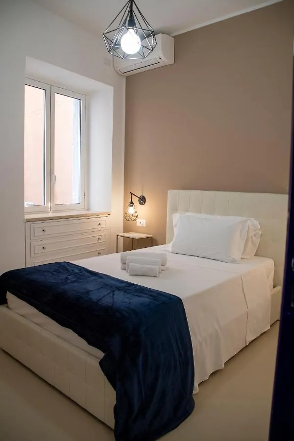 Castalia Apartments & Rooms Duomo Taormine 0*,